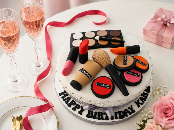 Women's Birthday Cakes — custom designed cake | New Cakes
